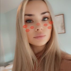 Meet your Posher, Jenn